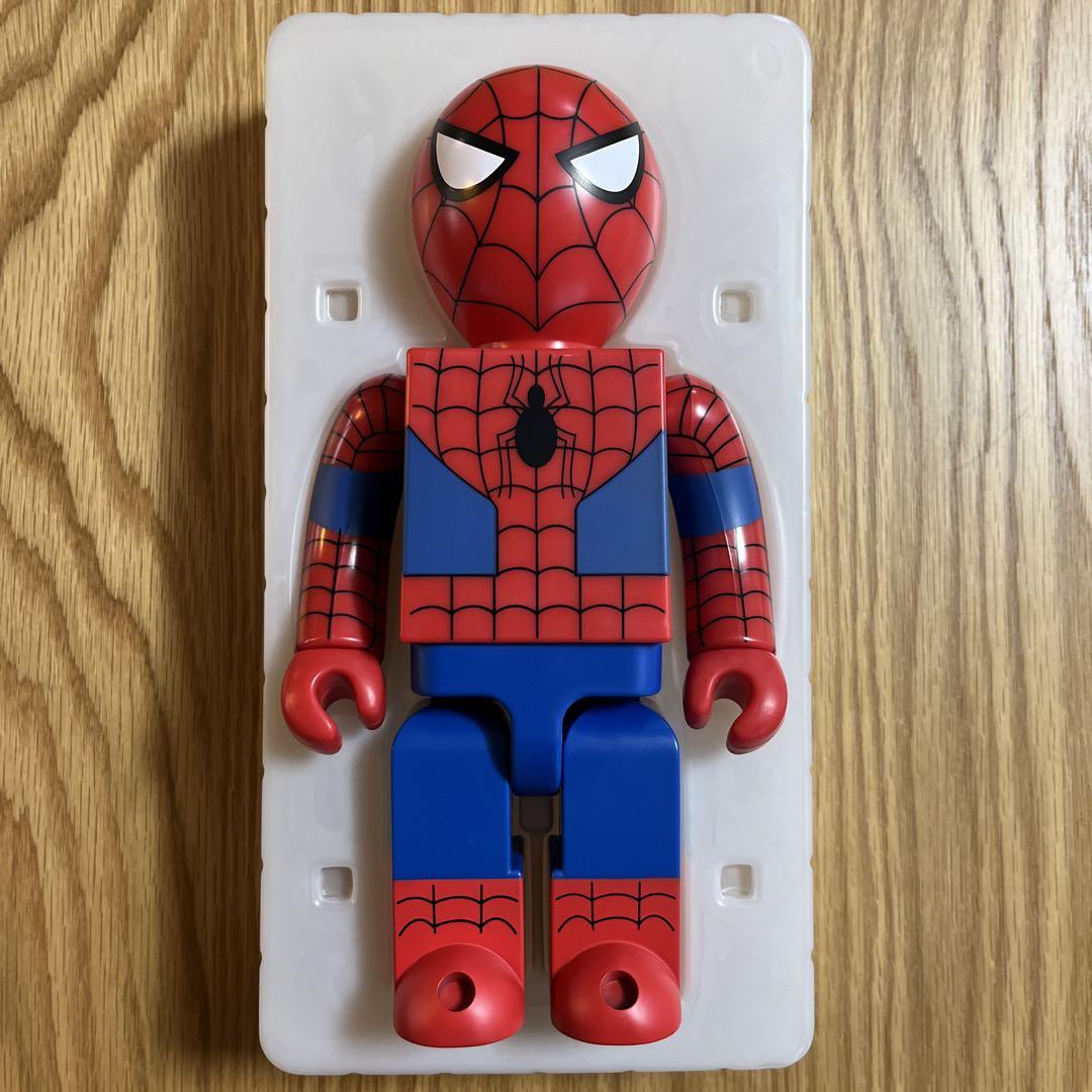 キューブリック スパイダーマン 400％ | ¡Compre en Mercari de Japón