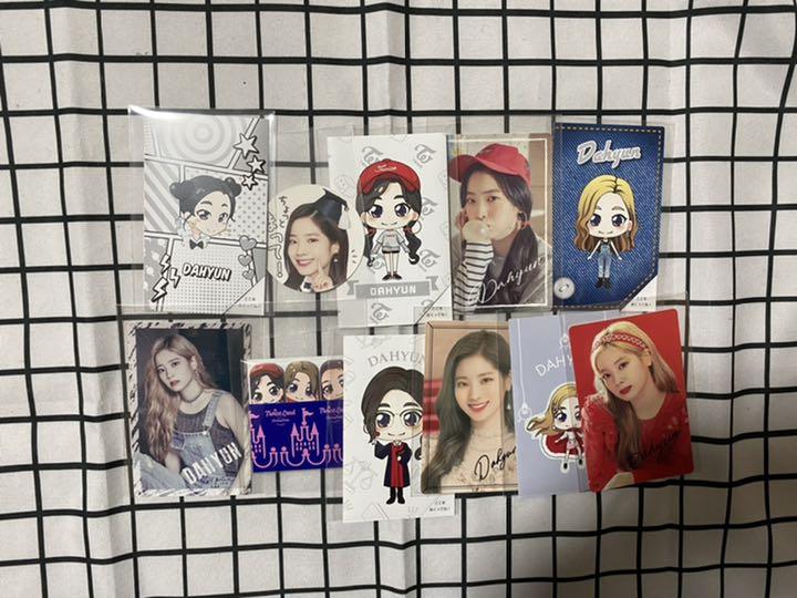 twice ダヒョン ふせん ステッカー トレカ | ซื้อที่ Mercari จาก